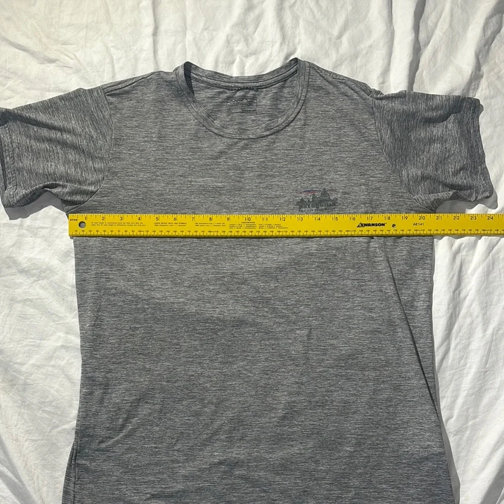 Patagonia Women’s Gray Capilene® Cool Daily Graphic Shirt Size XL Extra Large - Picture 8 of 10